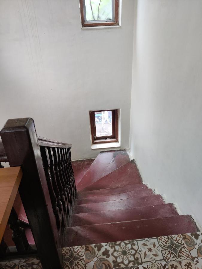 Capital Hotel Mumbai Dış mekan fotoğraf