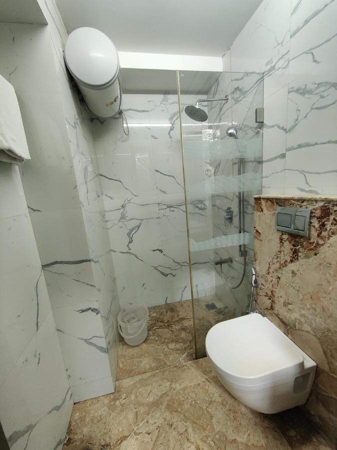 Capital Hotel Mumbai Dış mekan fotoğraf